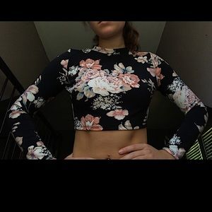 Floral cropped long sleeve with an open back